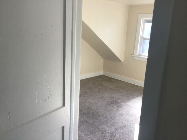 Foto del edificio - 4 Bedroom Single Family Home