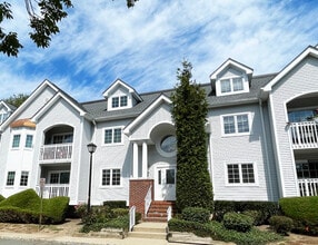 Building Photo - 12D Leva Dr