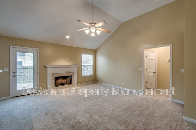Building Photo - 3733 Shoteka Dr