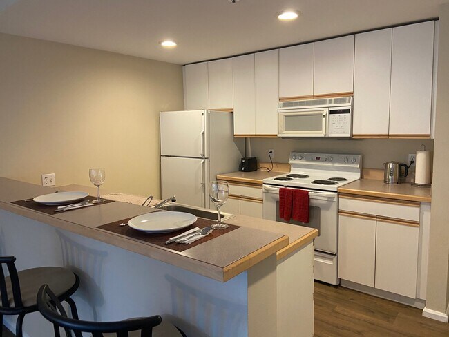 Cocina totalmente equipada - 2600 2nd Ave