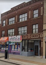 Building Photo - 4614 N Kedzie Ave