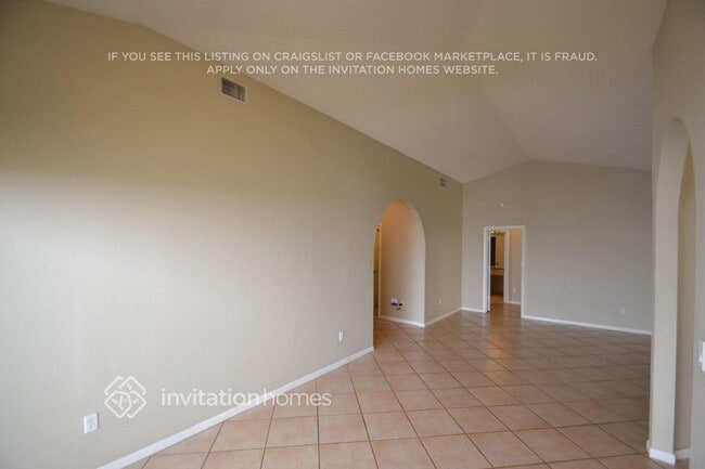 Foto del edificio - 11571 Waterford Ct