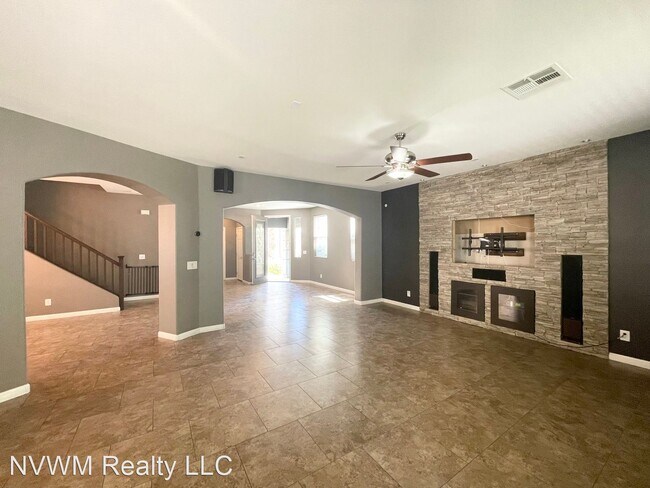 Building Photo - 4 br, 2.5 bath House - 70 Olimar Ave