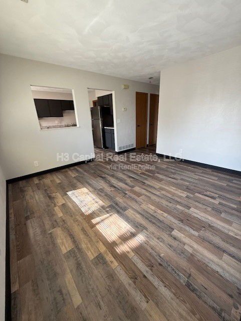 Foto del edificio - 307 Southgate Dr