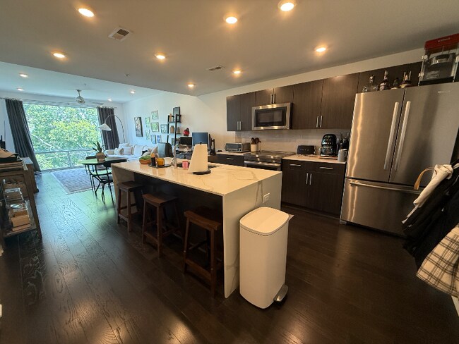Foto del edificio - 3316 West End Cir