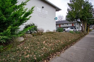 Building Photo - 7528 N Ida Ave