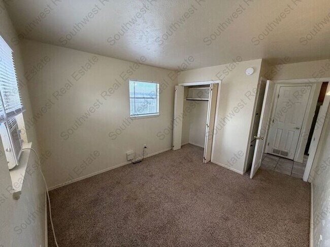 Foto del edificio - Charming 1 bed 1 bath duplex