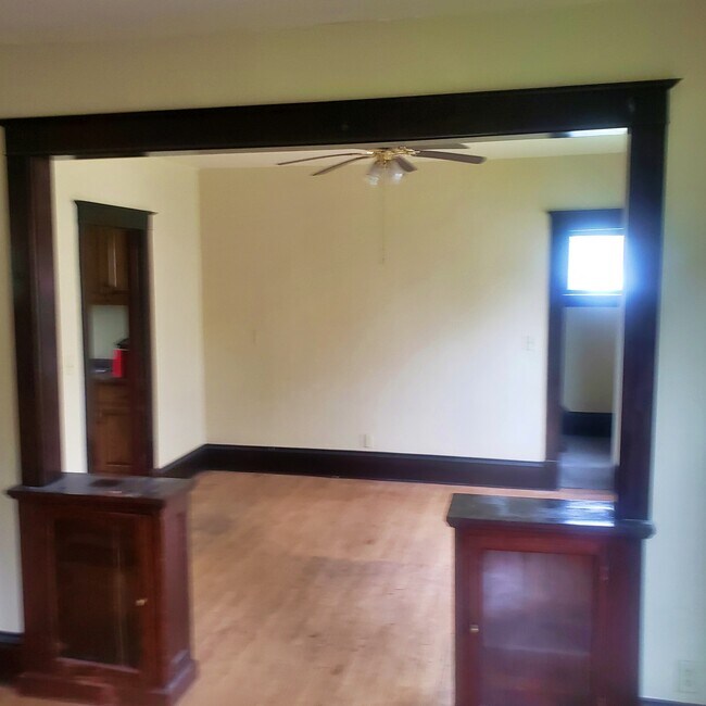 Foto del edificio - 309 4th St S