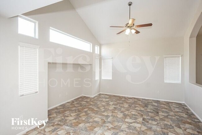 Foto del edificio - 3820 Chandler Cove Ave
