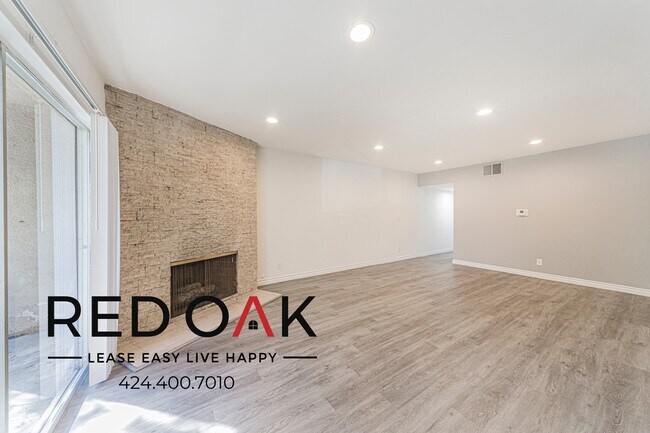 Foto del edificio - 10741 Moorpark St