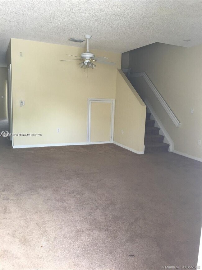 Foto del edificio - 2201 SE 24th Pl