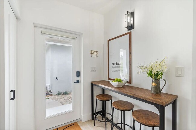 Foto del edificio - 6726 SW 19th St