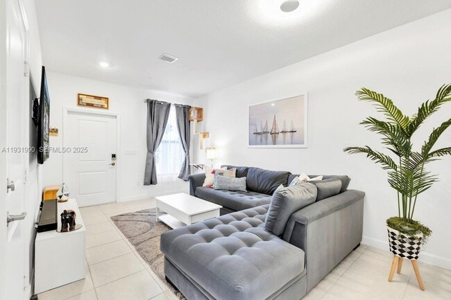 Photo - 15953 SW 2nd St House