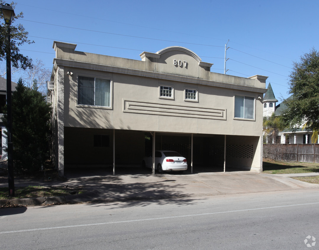 Building Photo - 807 Heights Blvd