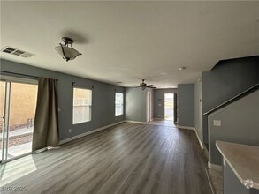 Building Photo - 464 Columbia Pike Ave