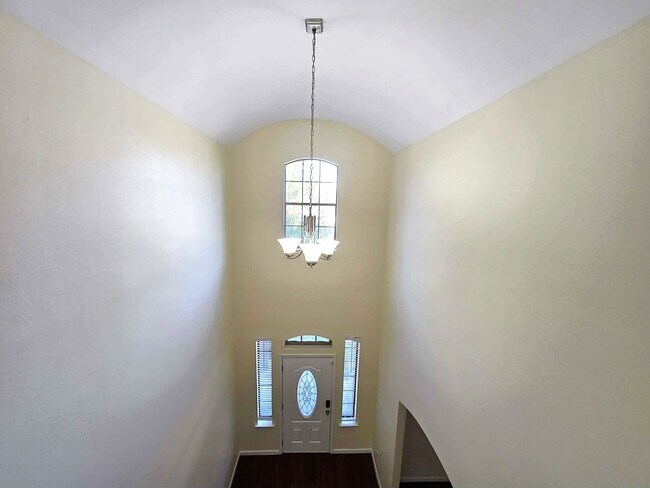 Foto del edificio - 6641 Midfield Dr