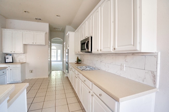 Building Photo - 2209 Graystone Ct
