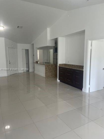 Foto del edificio - 18350 NW 68th Ave