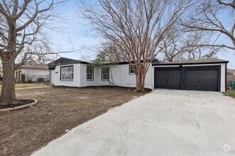 Building Photo - 3737 Bilglade Rd