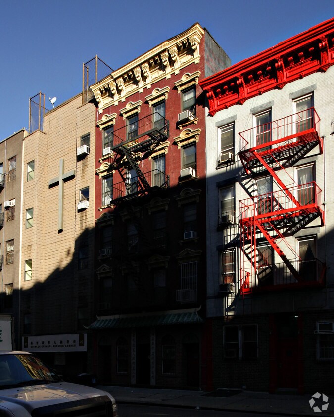 Foto del edificio - 99 Madison St