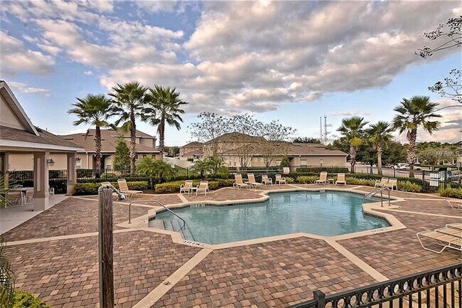 Foto del edificio - 498 Canyon Stone Cir