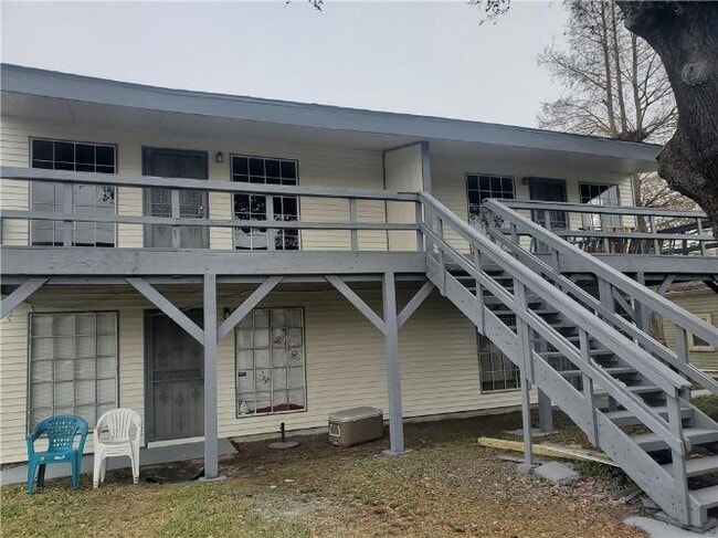 Building Photo - 8002 Trapier Ave