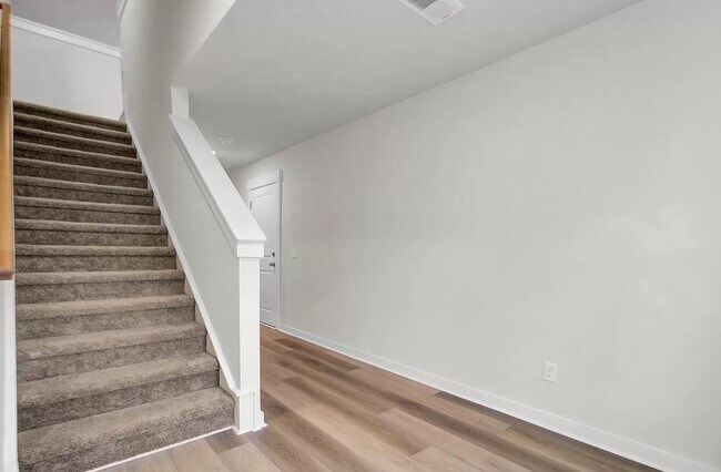 Foto del edificio - 1003 Pettiford Pl