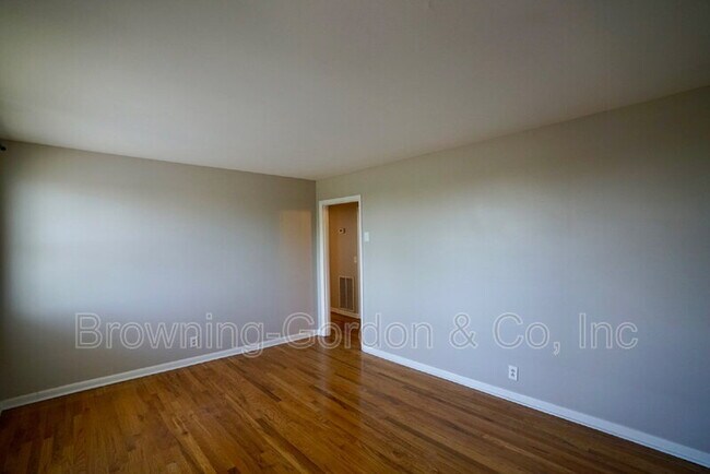 Photo - 2101 Eastwood Ave House