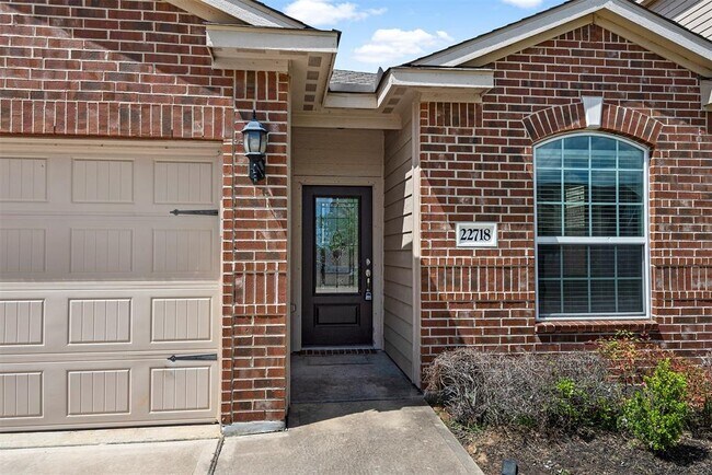 Building Photo - 22718 Rustic Brick Ave