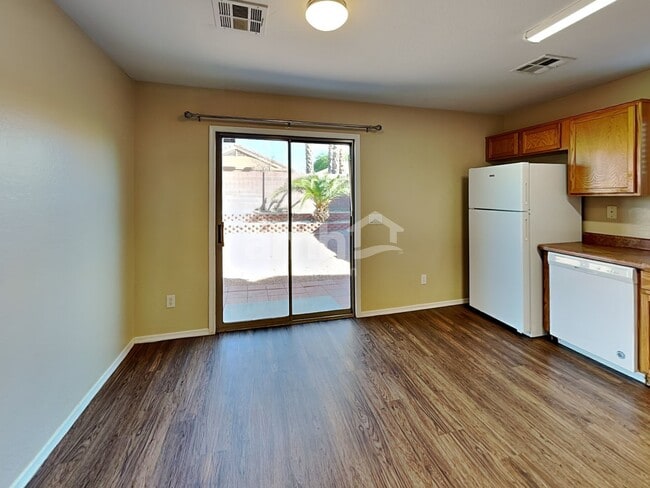 Foto del edificio - 23410 W Mohave St
