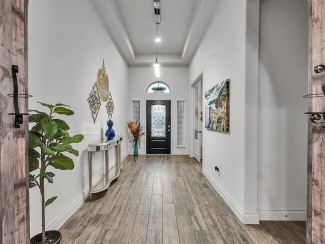 Building Photo - 23311 Darst Fld Trl