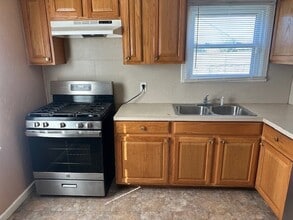 Building Photo - 5425 Bataan Rd