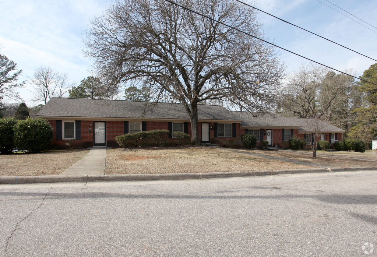 Building Photo - Deblyn Park Apartments