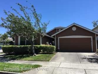 Foto principal - 3 br, 2 bath House - 38 Berkshire Road