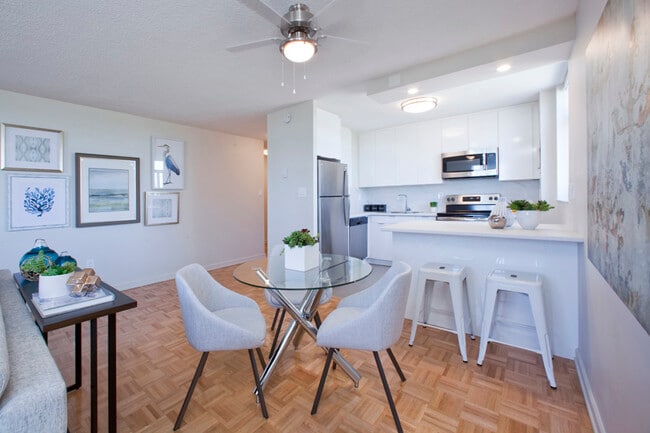 Interior Photo - Cambridge Place Apartments