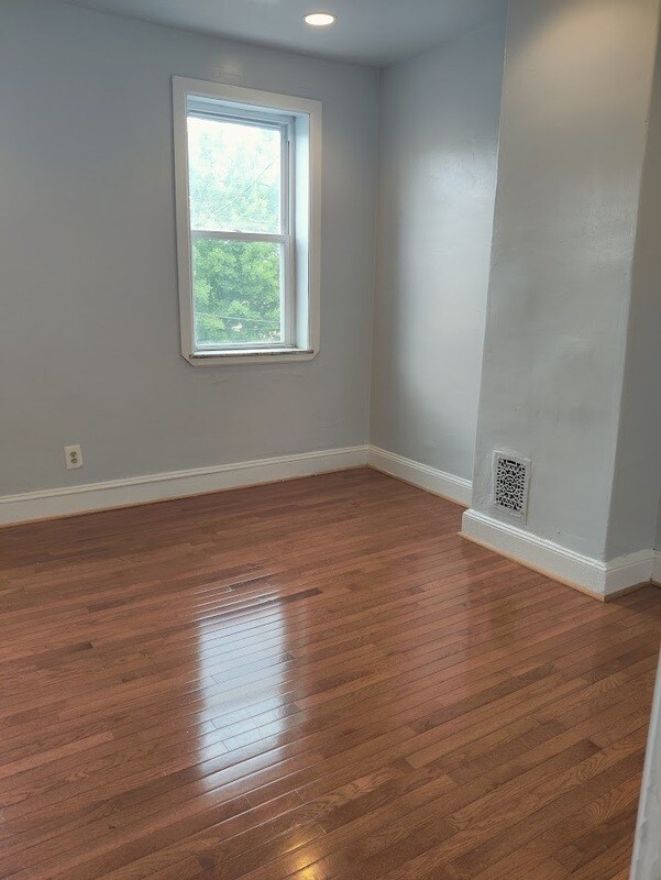 Foto del edificio - 1525 S 21st St