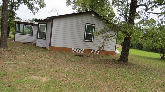 Foto del edificio - 17553 Brittany Ln