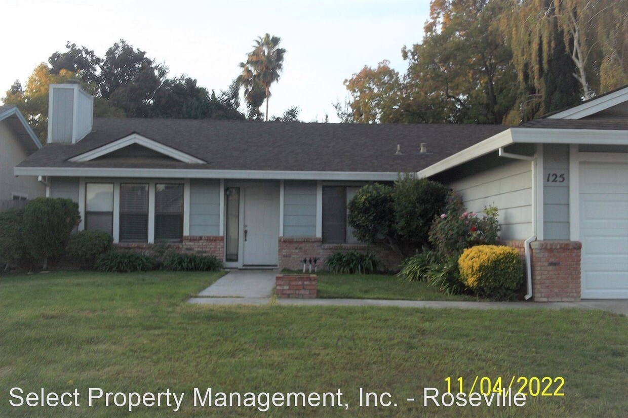 125 Blue Water Cir, Sacramento, CA 95831 House Rental in Sacramento