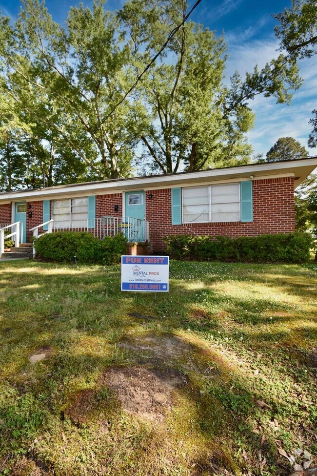 Building Photo - 209-211 W Virginia Ave