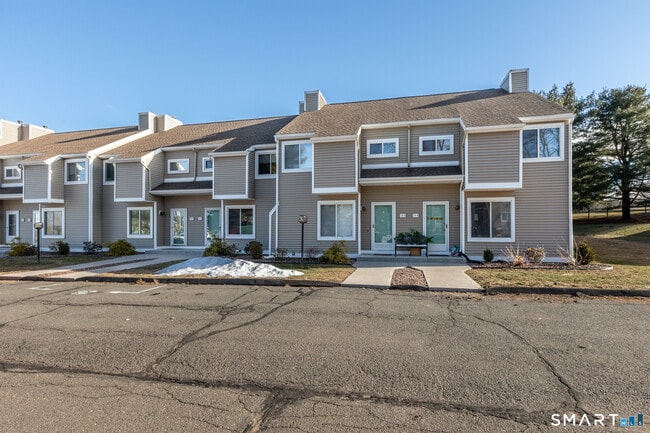 Foto del edificio - 60 Old Town Rd