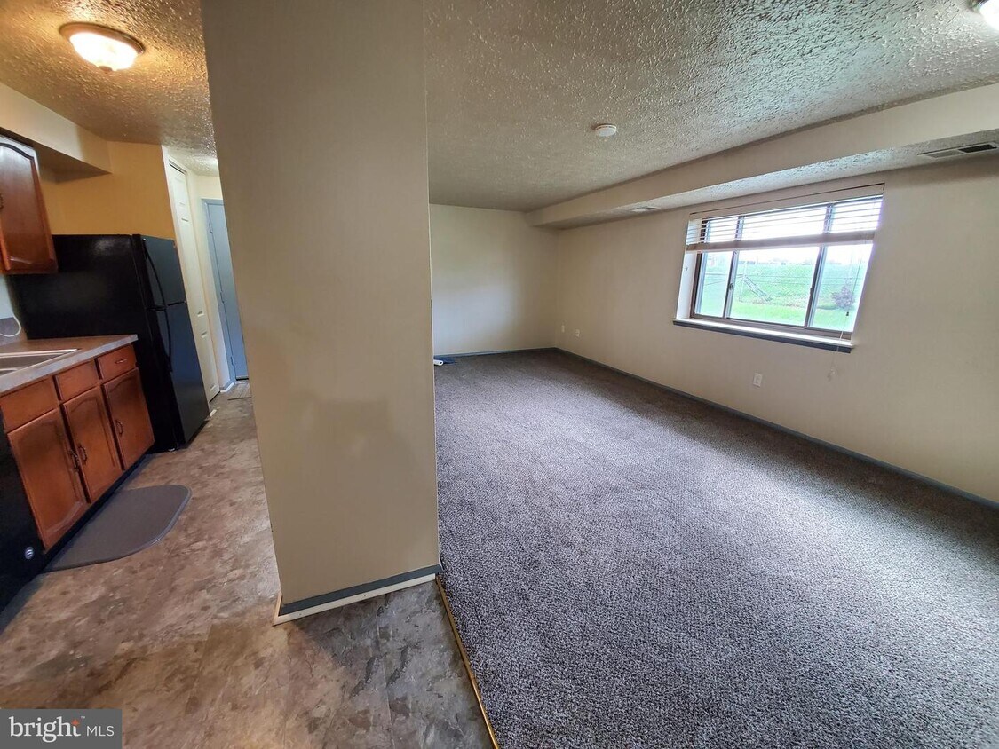 Foto principal - 550 Heather Ridge Dr