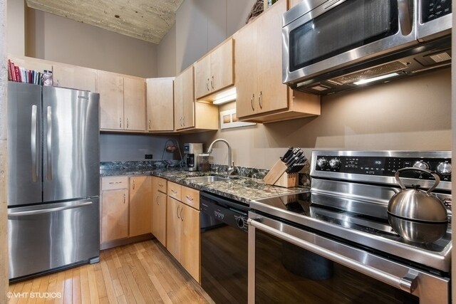 Foto del edificio - 1800 W Roscoe St