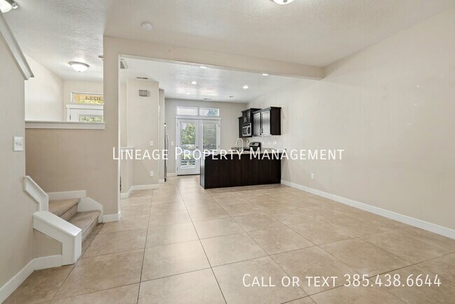 Foto del edificio - 11234 Summer Heights Dr