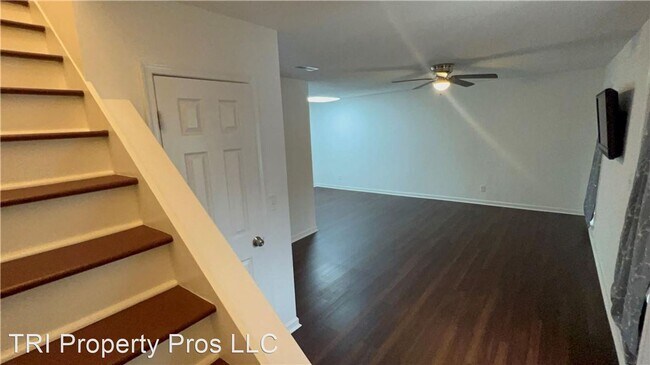 Foto del edificio - 3 br, 2 bath House - 2703 North Centennial...