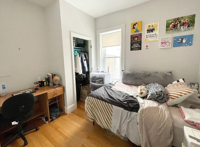 *Pictures are representative samples of the advertised unit. In some cases, the actual units you tou - 15 Burney St