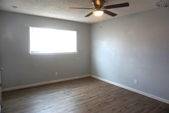 Foto del edificio - 119 Westview Ln