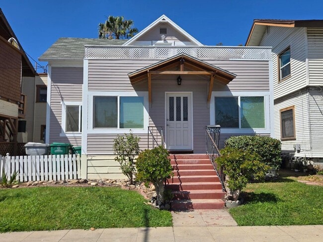 Building Photo - 4062 Ingalls St