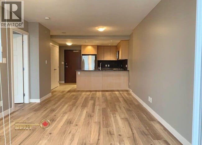 Building Photo - 2978 Glen Dr