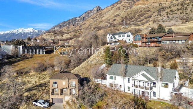 Foto del edificio - 1559 Oak Cliff Dr