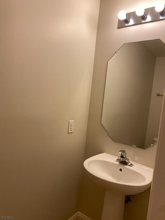 Foto del edificio - 258 Riverwalk Way